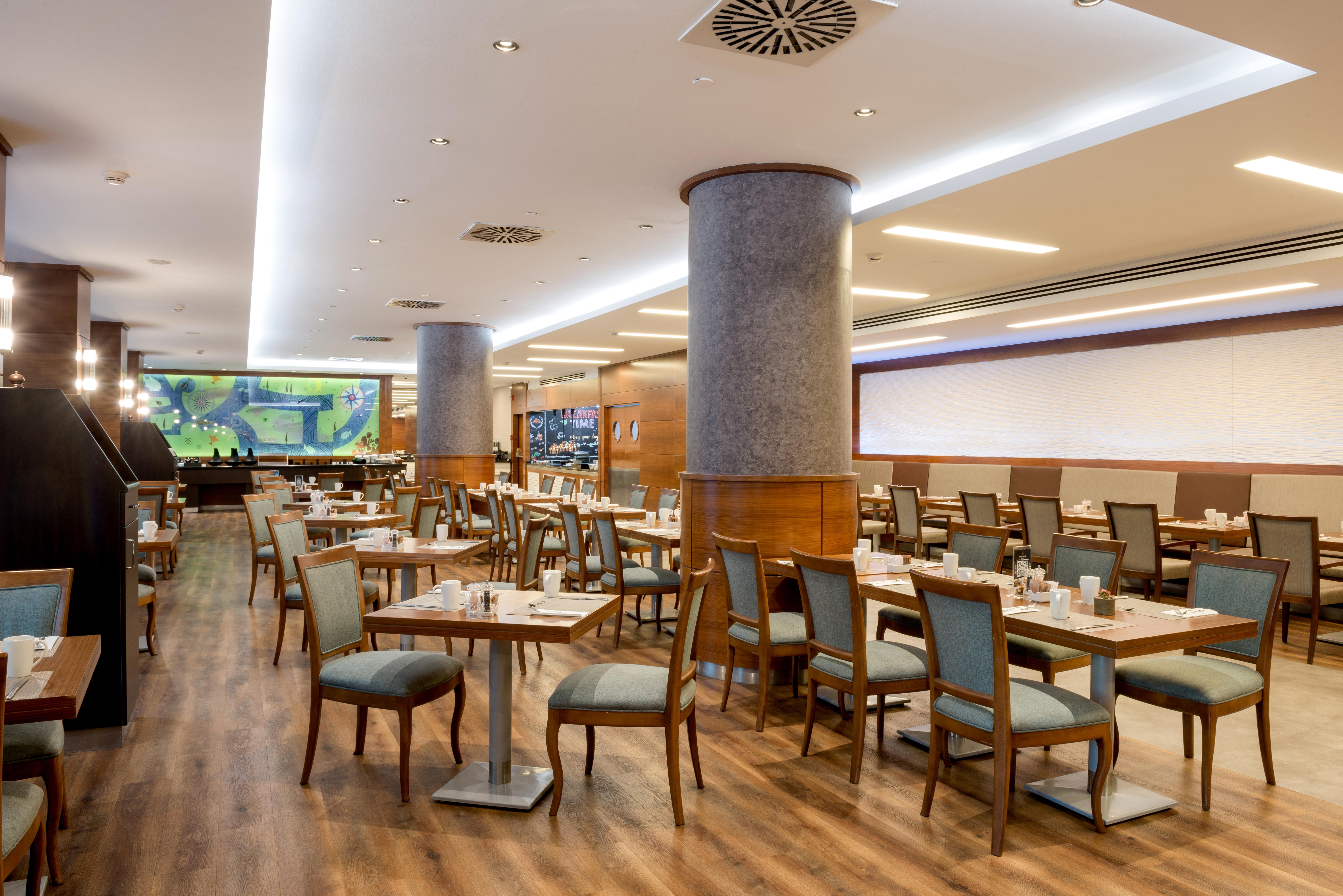 Ramada Plaza By Wyndham Istanbul City Center (Adults Only) Exterior foto Restaurant