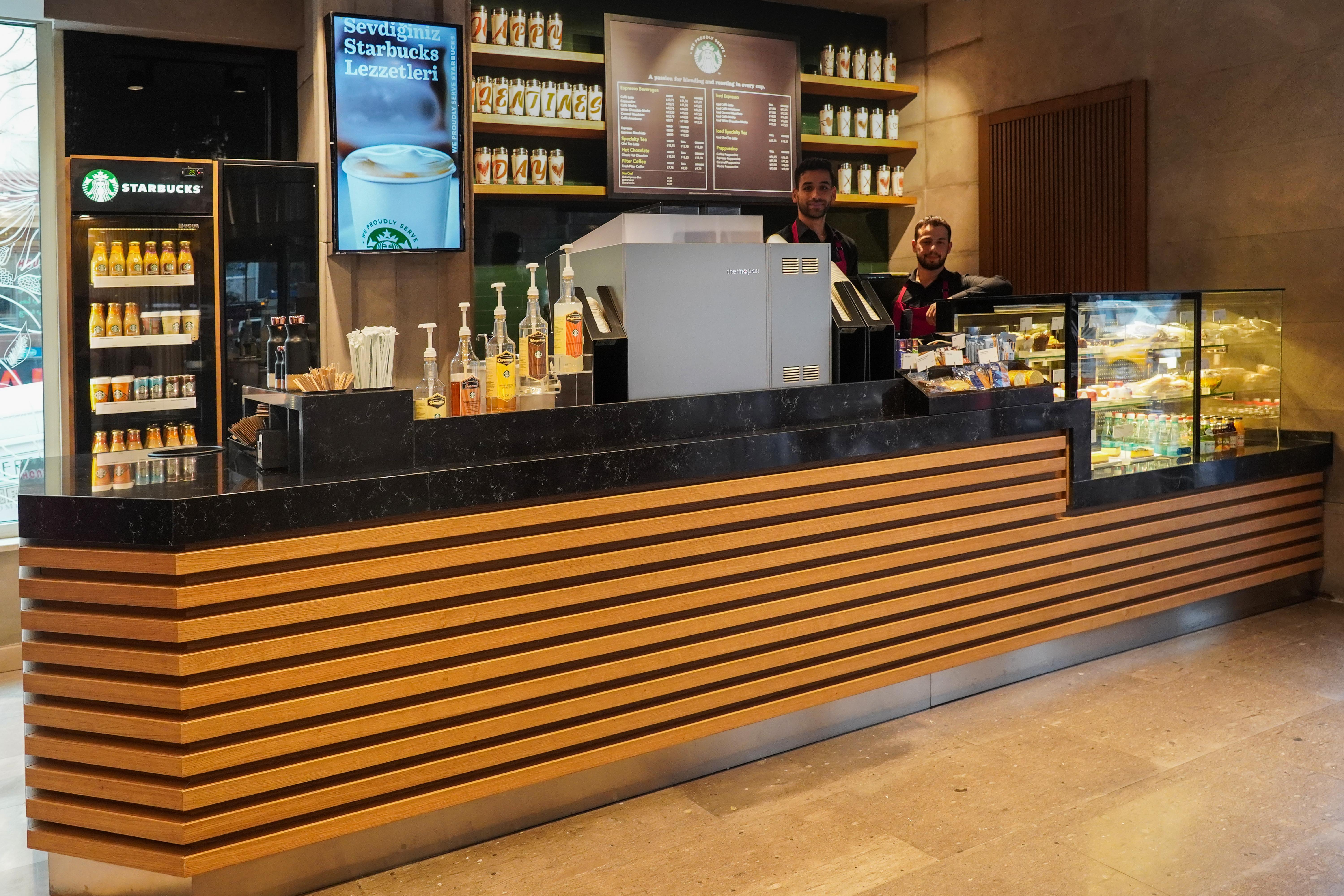 Ramada Plaza By Wyndham Istanbul City Center (Adults Only) Exterior foto Starbucks in Istanbul
