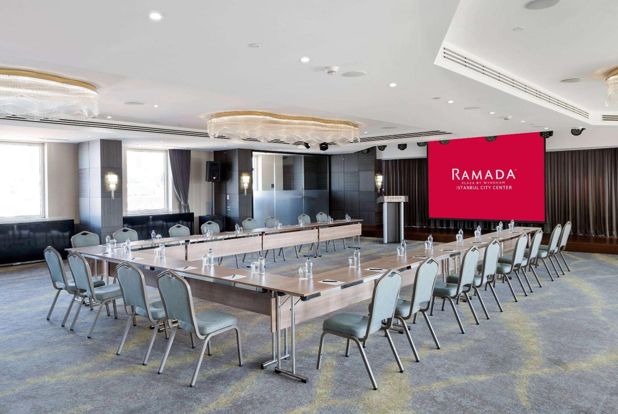 Ramada Plaza By Wyndham Istanbul City Center (Adults Only) Exterior foto Meeting room