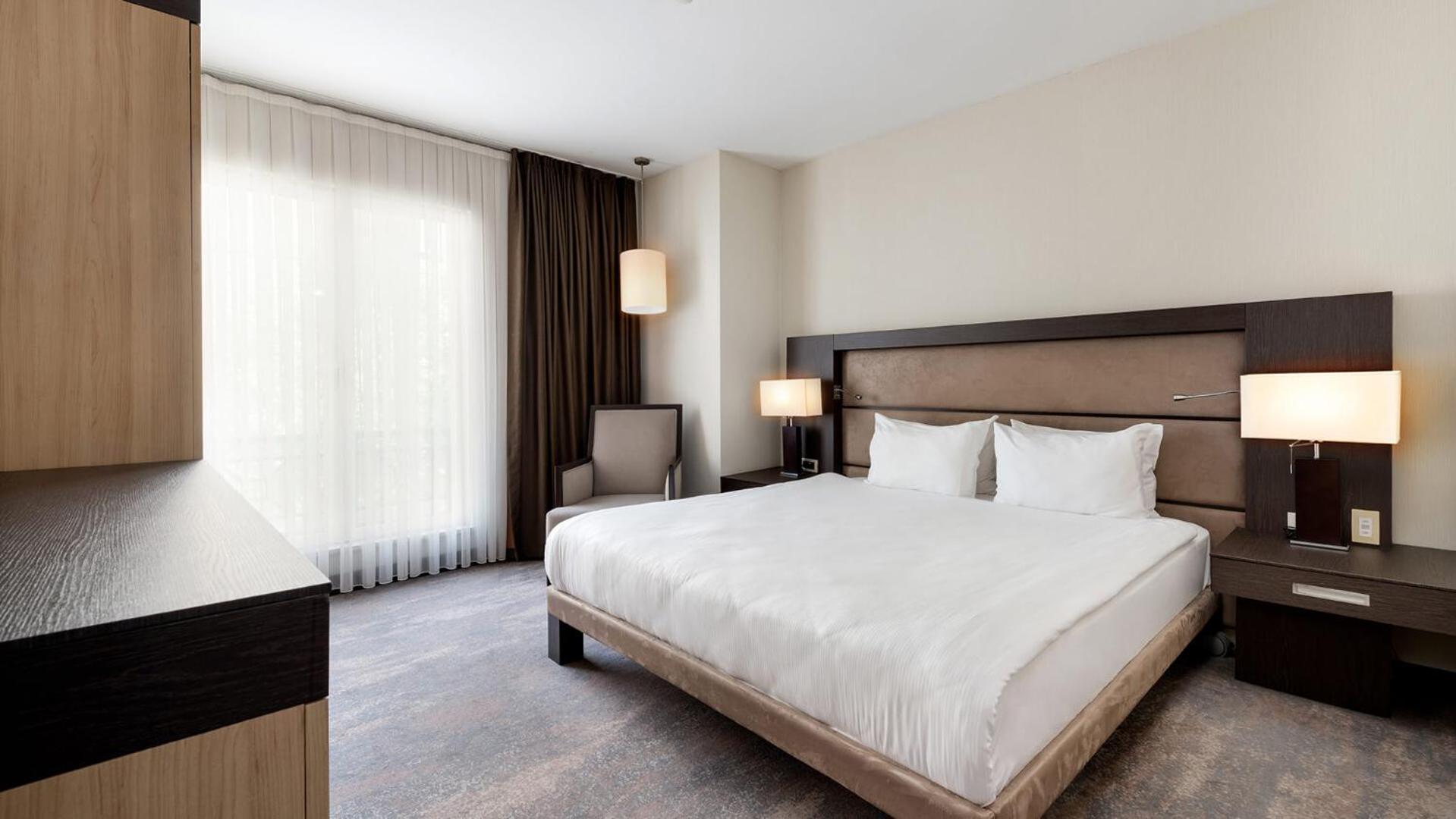 Ramada Plaza By Wyndham Istanbul City Center (Adults Only) Exterior foto
